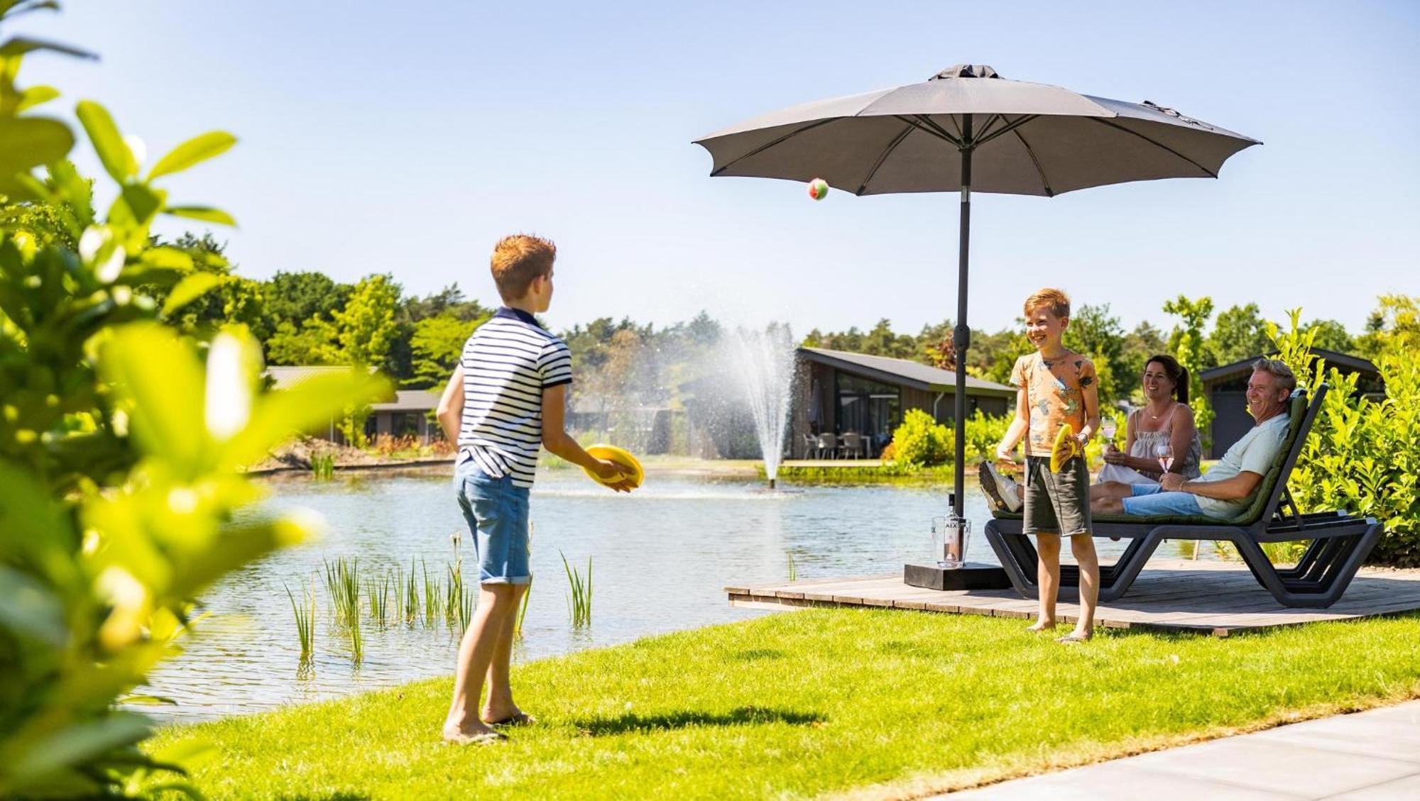 Vakantiepark Molenvelden Veldhoven Esterno foto