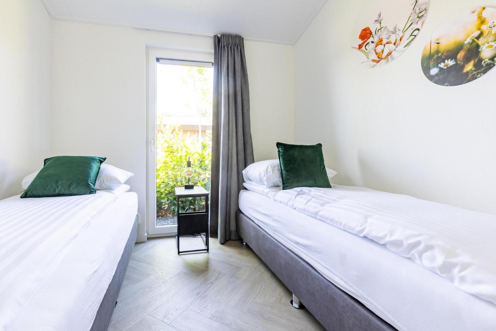 Vakantiepark Molenvelden Veldhoven Esterno foto