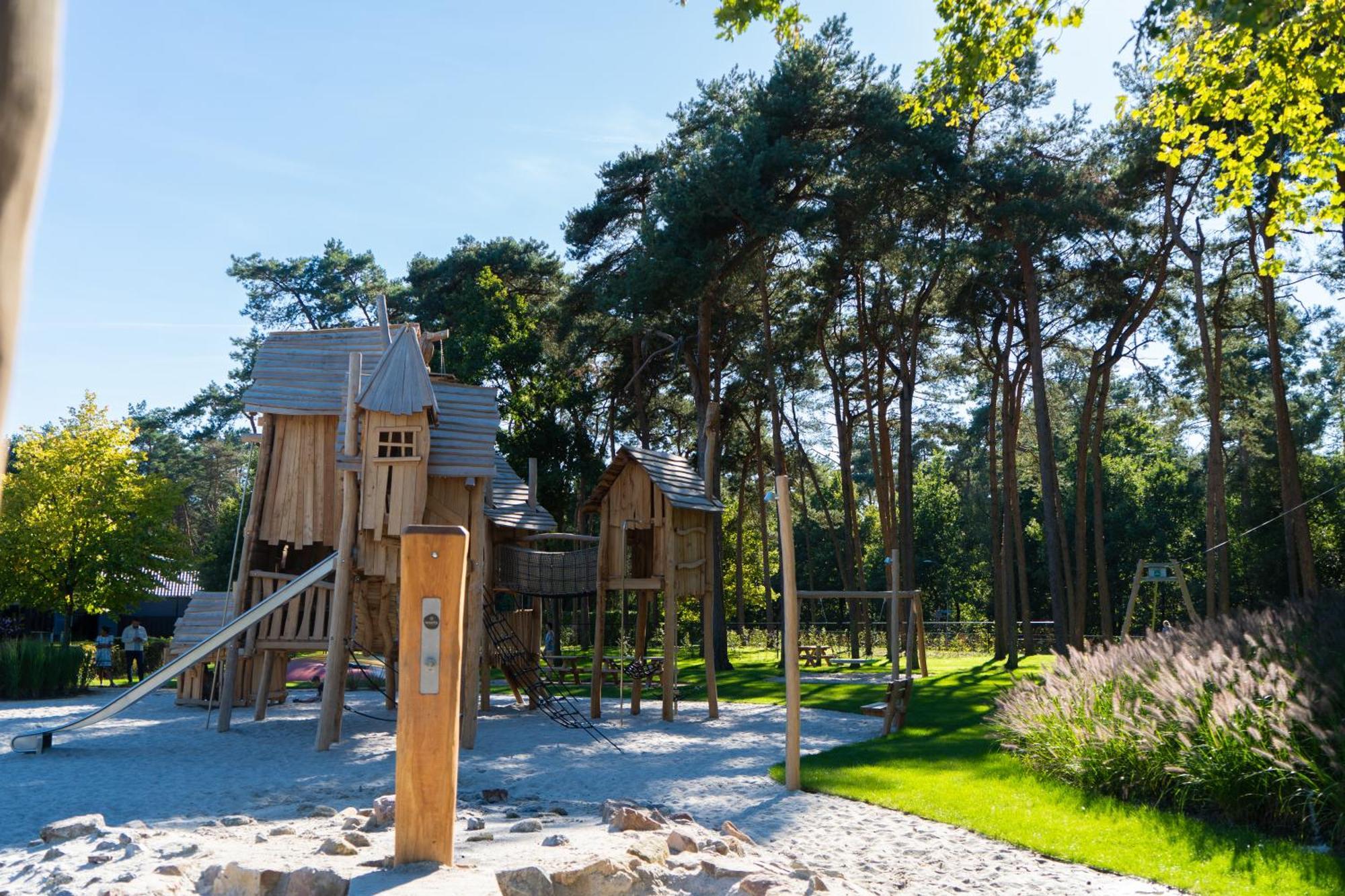 Vakantiepark Molenvelden Veldhoven Esterno foto